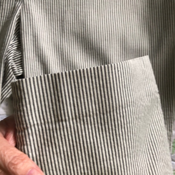 Ann Taylor Ladies size 8 striped cotton capri’s - Picture 11 of 16